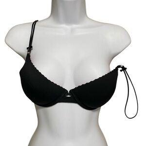 Lily of France Black Bra sz 36A